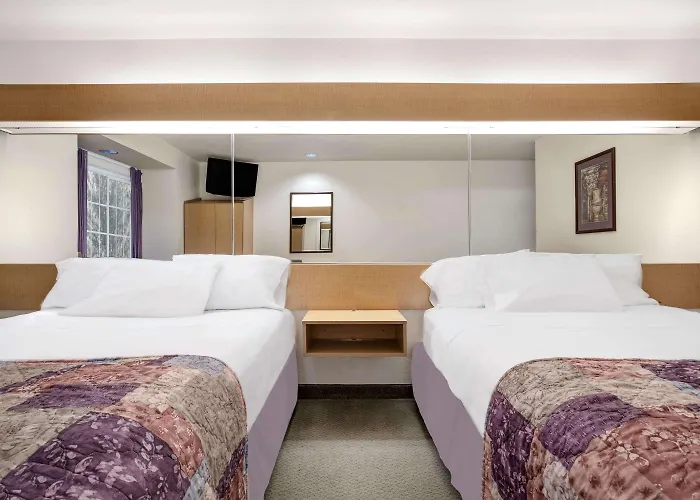 Microtel Inn & Suites By Wyndham Mankato